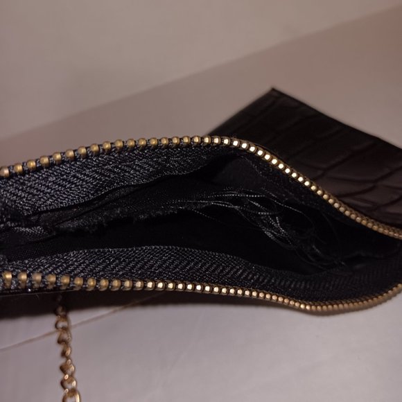 NO DOUBT PATENT LEATHER CROC PRINT BOOTS & HANDBAG - Picture 12 of 12